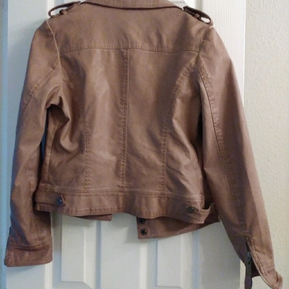 Brown Jacket - Picture 8 of 8